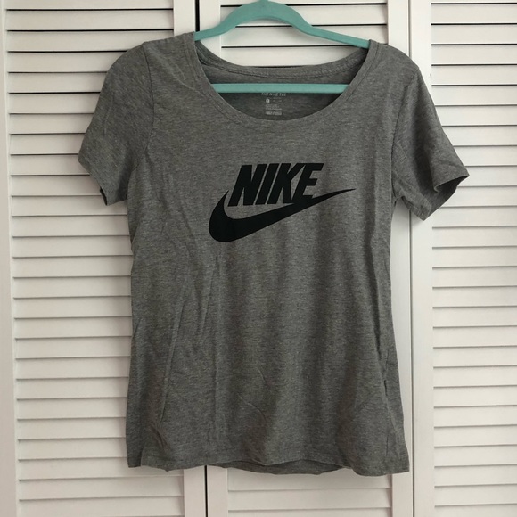 Women’s Athletic Ts - Picture 4 of 8